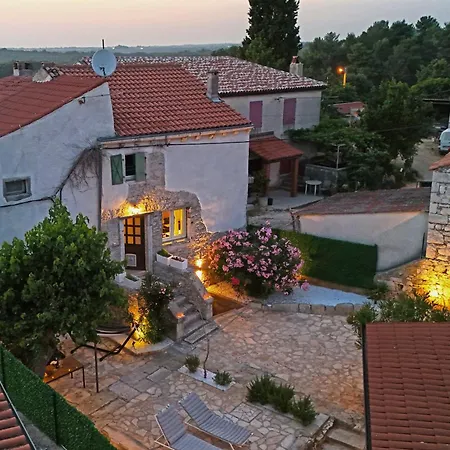 My Casa Vento - Spacious House With Garden, Bbq And Parking *