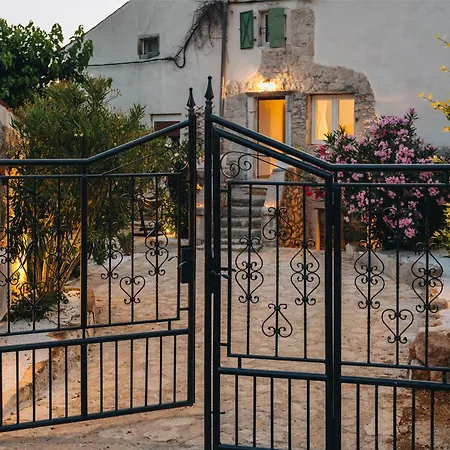 My Casa Vento - Spacious House With Garden, Bbq And Parking *