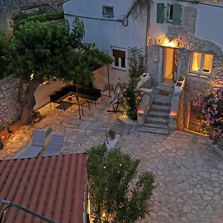 My Casa Vento - Spacious House With Garden, Bbq And Parking Ferienhaus